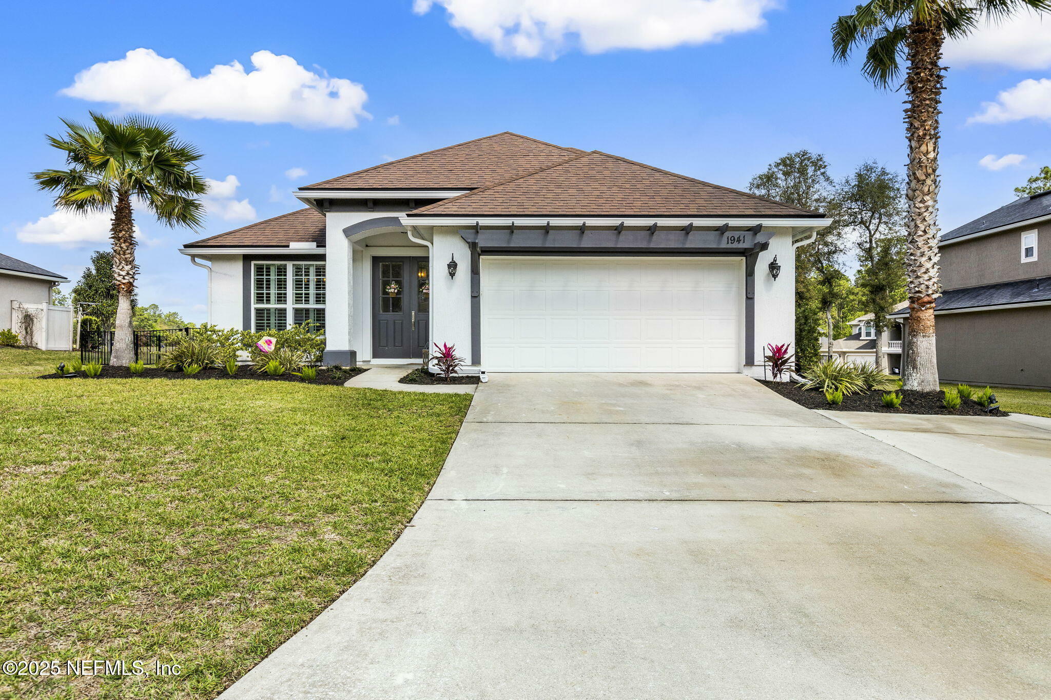 Property Photo: 1941 Elks Path Lane FL 32043
