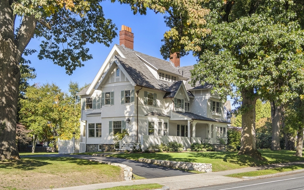 27 Everett Ave  Winchester MA 01890 photo