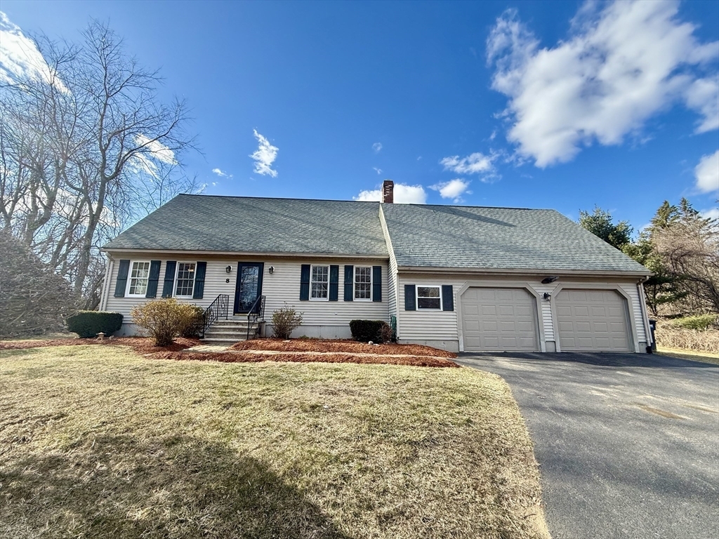 Property Photo:  8 Welch Ave  MA 01543 