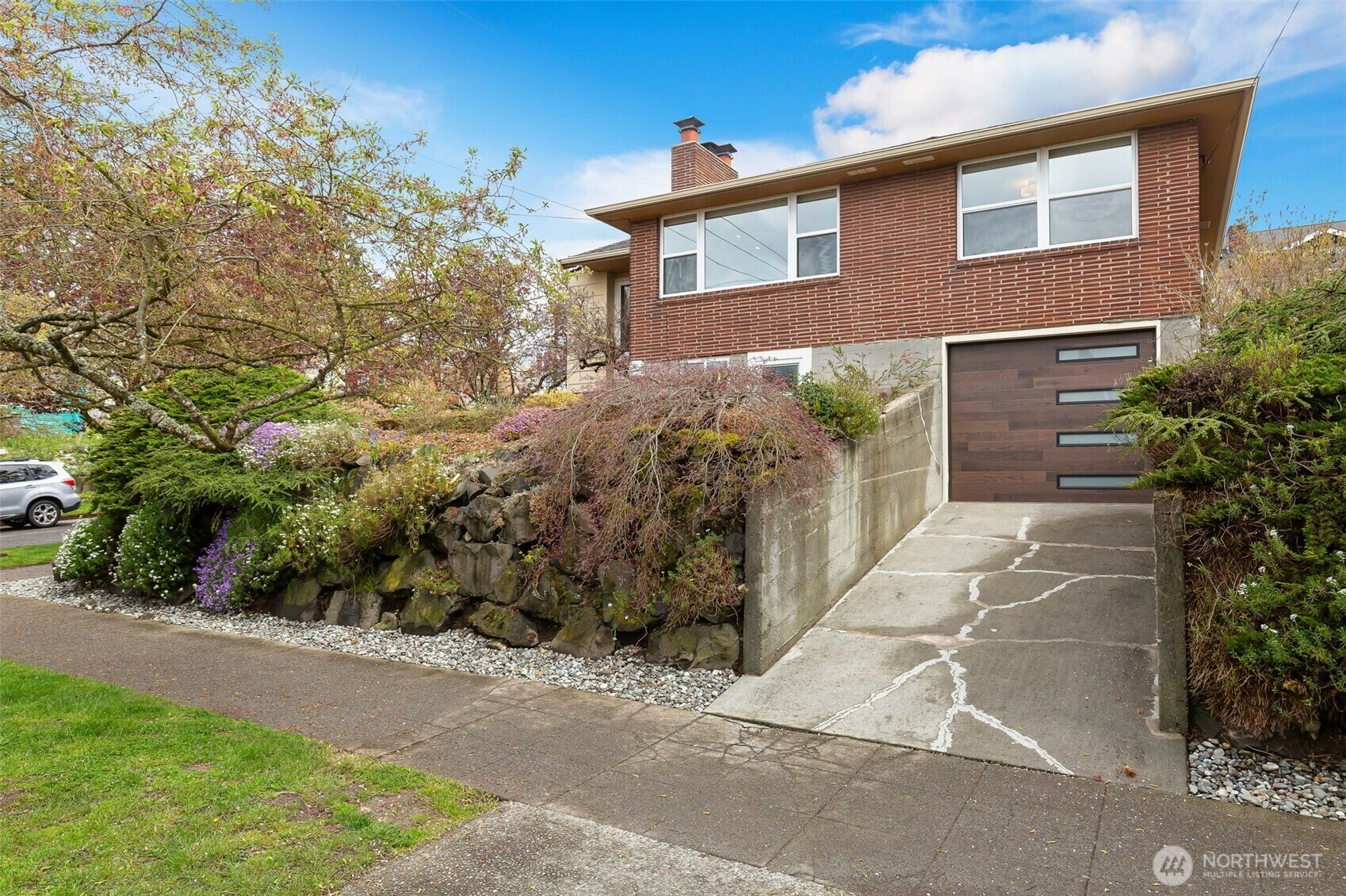 Property Photo: 103 N 75th Street WA 98103