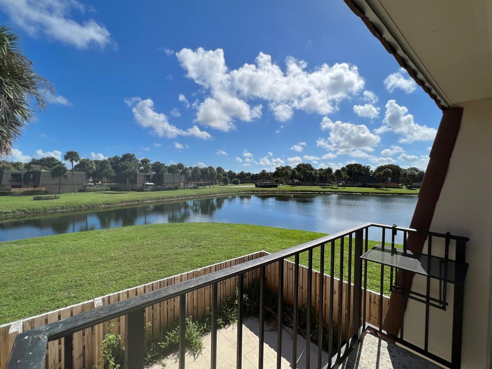 Property Photo: 255 Charter Way FL 33407