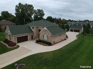 Property Photo:  5238 Windmill Drive  MI 48085 