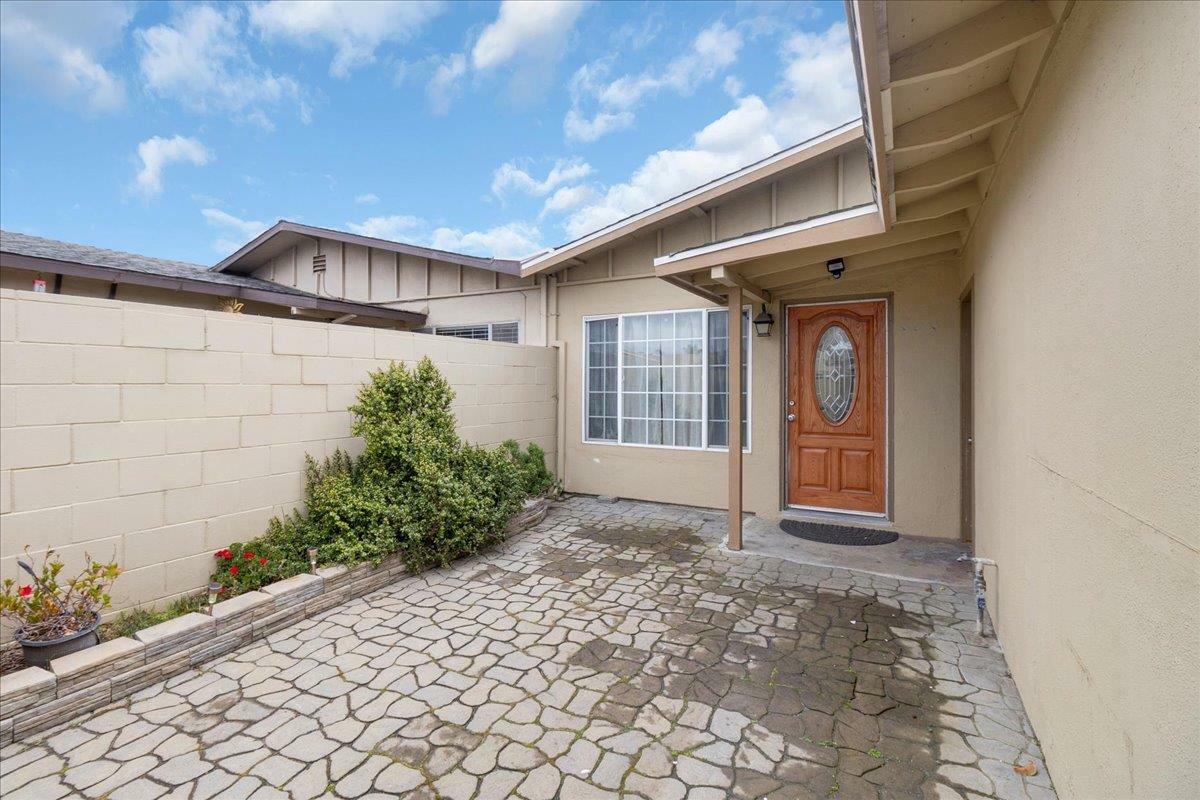 1622 Ukiah Way  Salinas CA 93906 photo