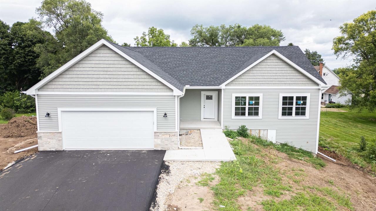 Property Photo:  299 Teri Lee Lane  WI 53576 