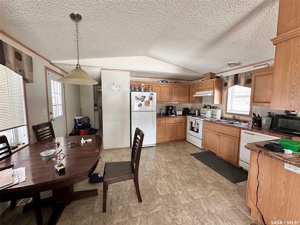 Property Photo: 103 5th Avenue SK S0J 0L0
