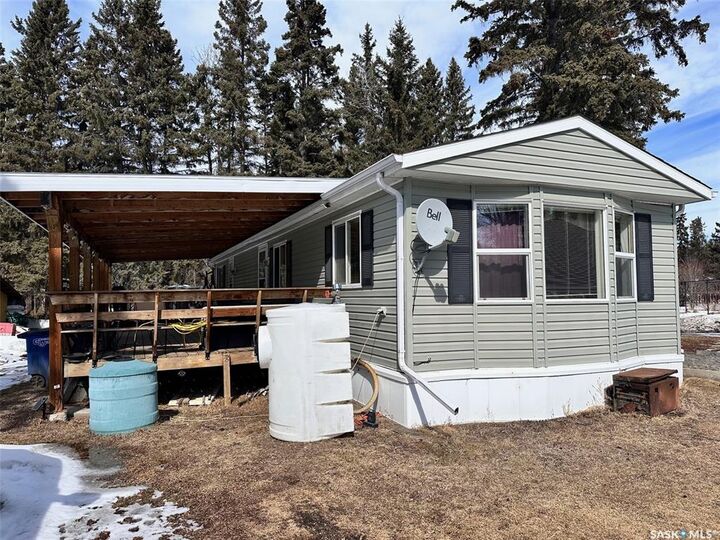 Property Photo:  103 5th Avenue  SK S0J 0L0 