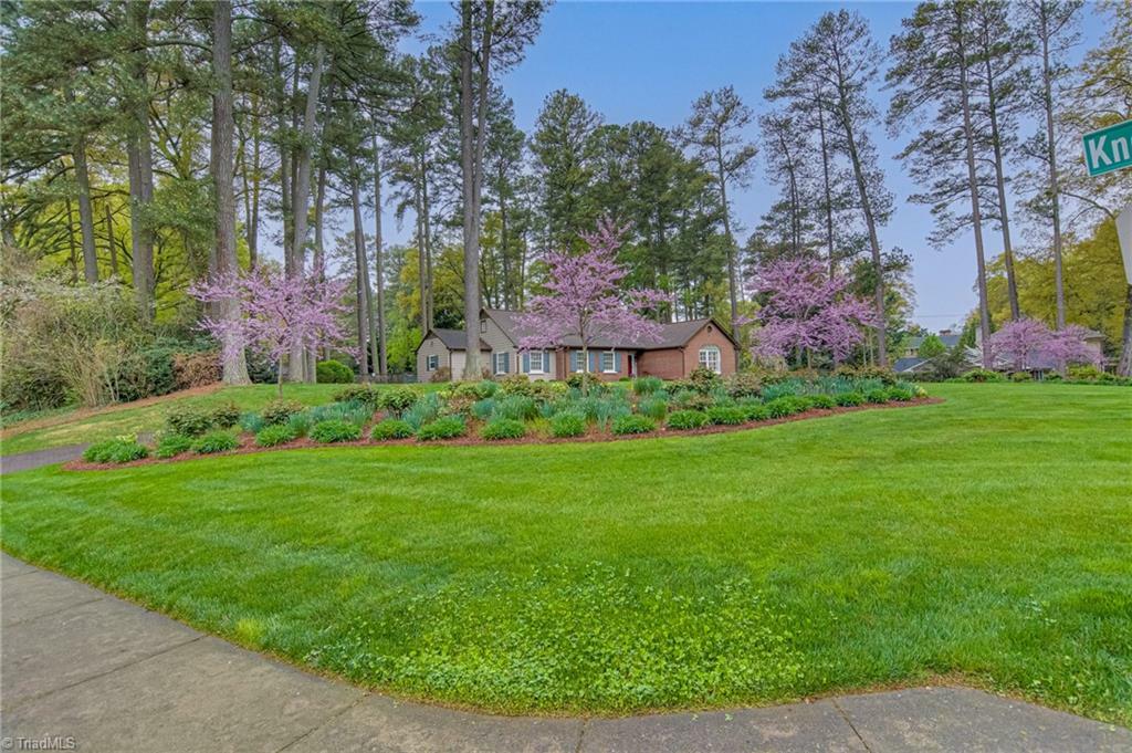 Property Photo: 2600 Bitting Road NC 27104