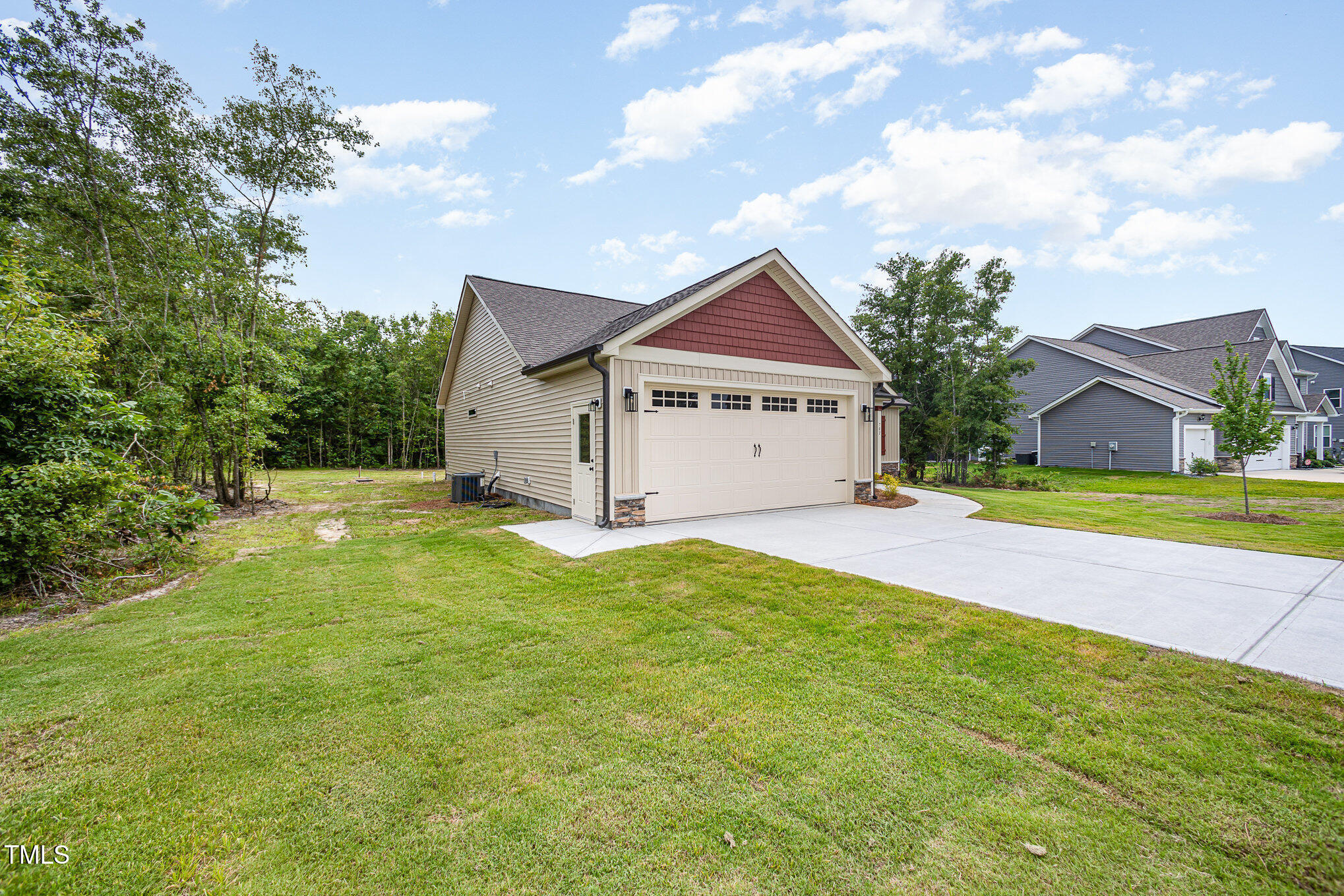 Property Photo: 702 Tuscany Circle NC 27569