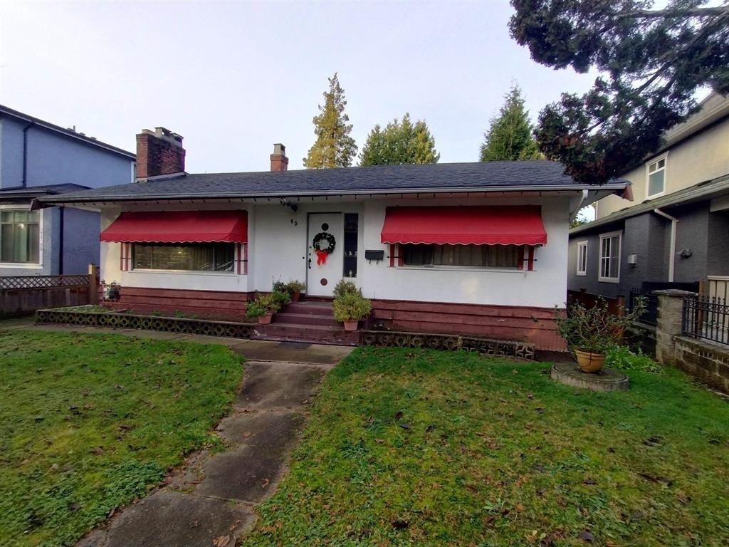 Property Photo: 65 W 49th Avenue BC V5Y 2Z4