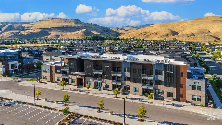 Property Photo:  4340 E Haystack St 208  ID 83716 