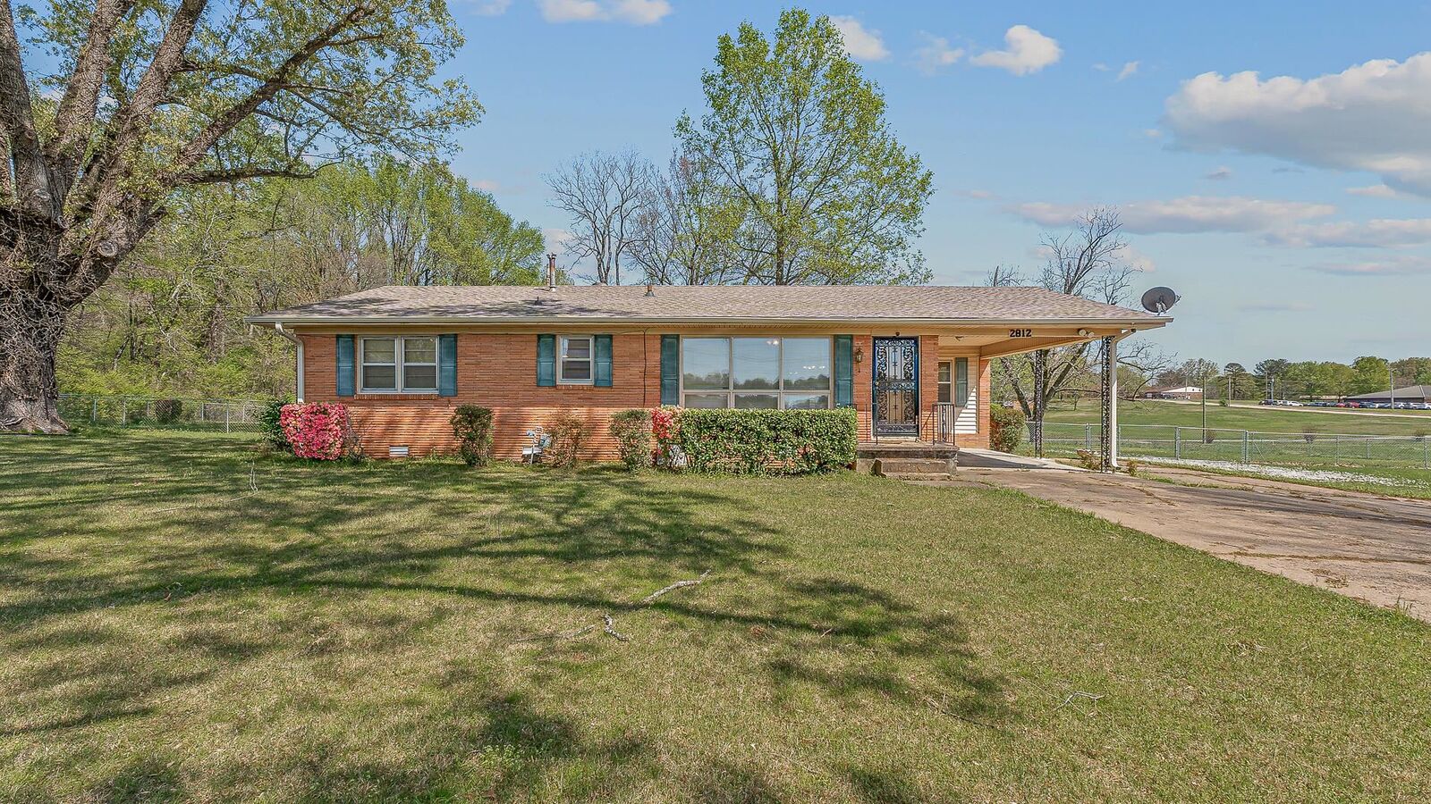 Property Photo: 2812 N Church AR 72401-8307