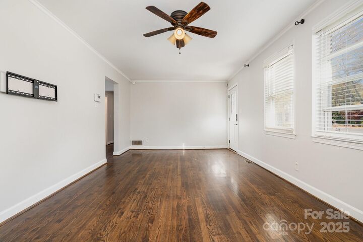 Property Photo:  665 Melbourne Court  NC 28209 