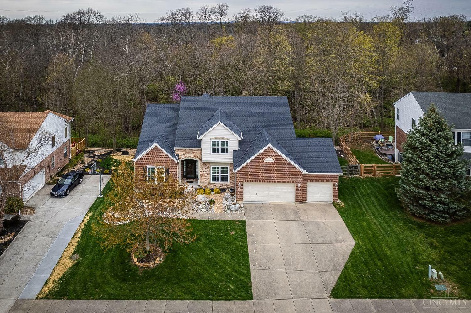 Property Photo: 6476 Hughes Ridge Lane OH 45011