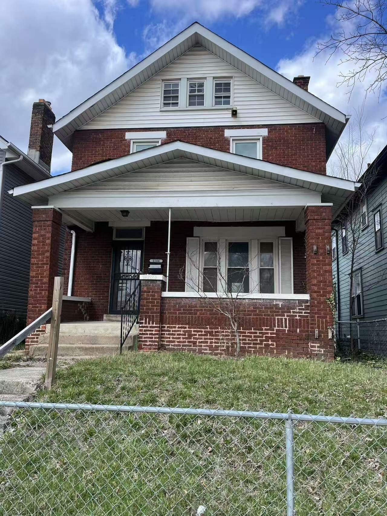 1144 E Whittier Street  Columbus OH 43206 photo