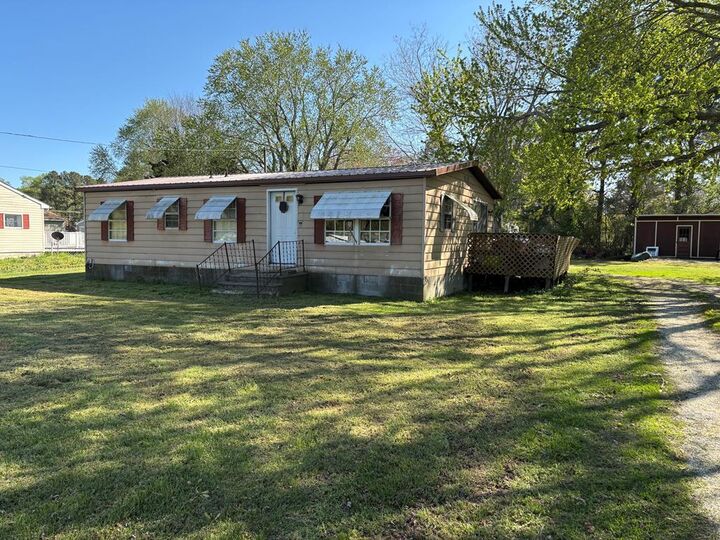 26020 Circle Dr  Bloxom VA 23308 photo