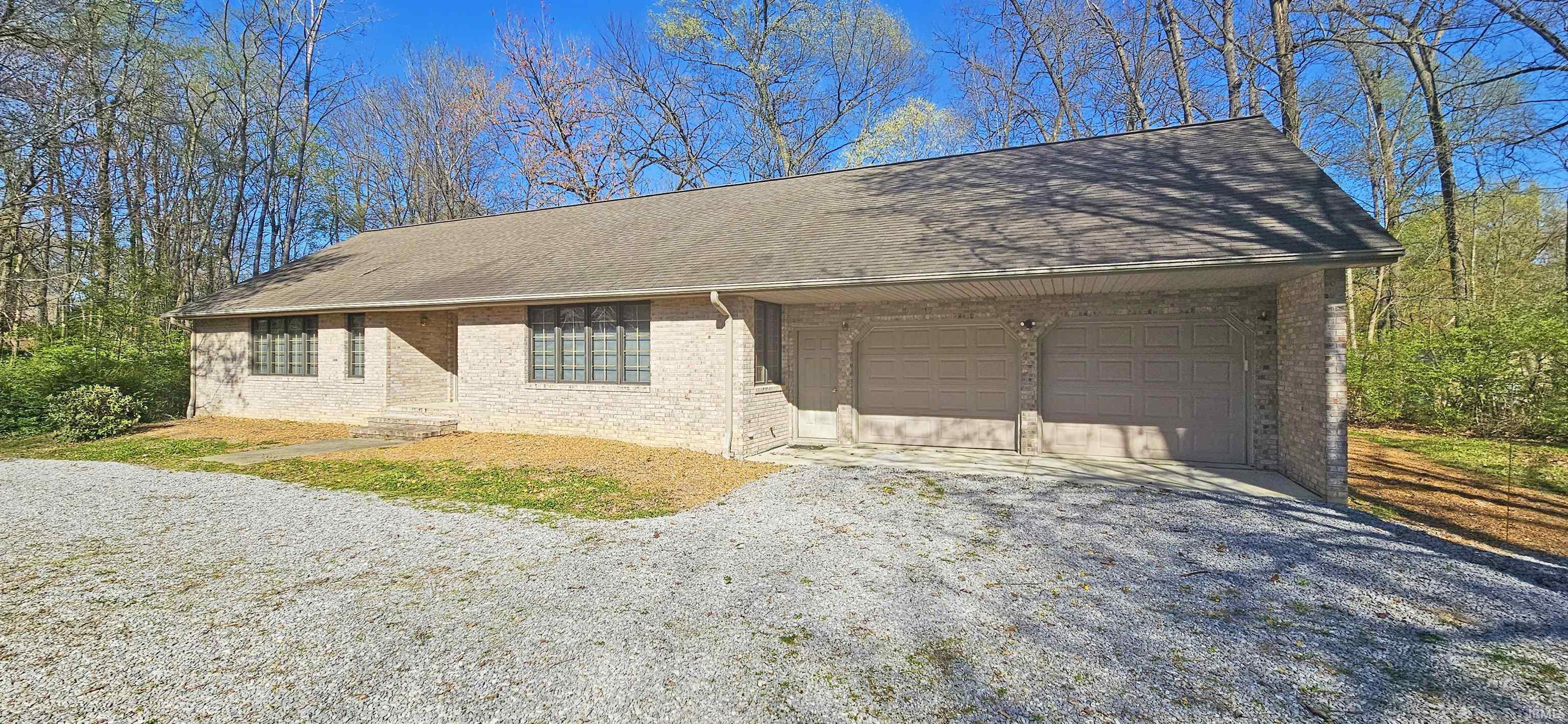 Property Photo: 402 Easy Street IL 62863