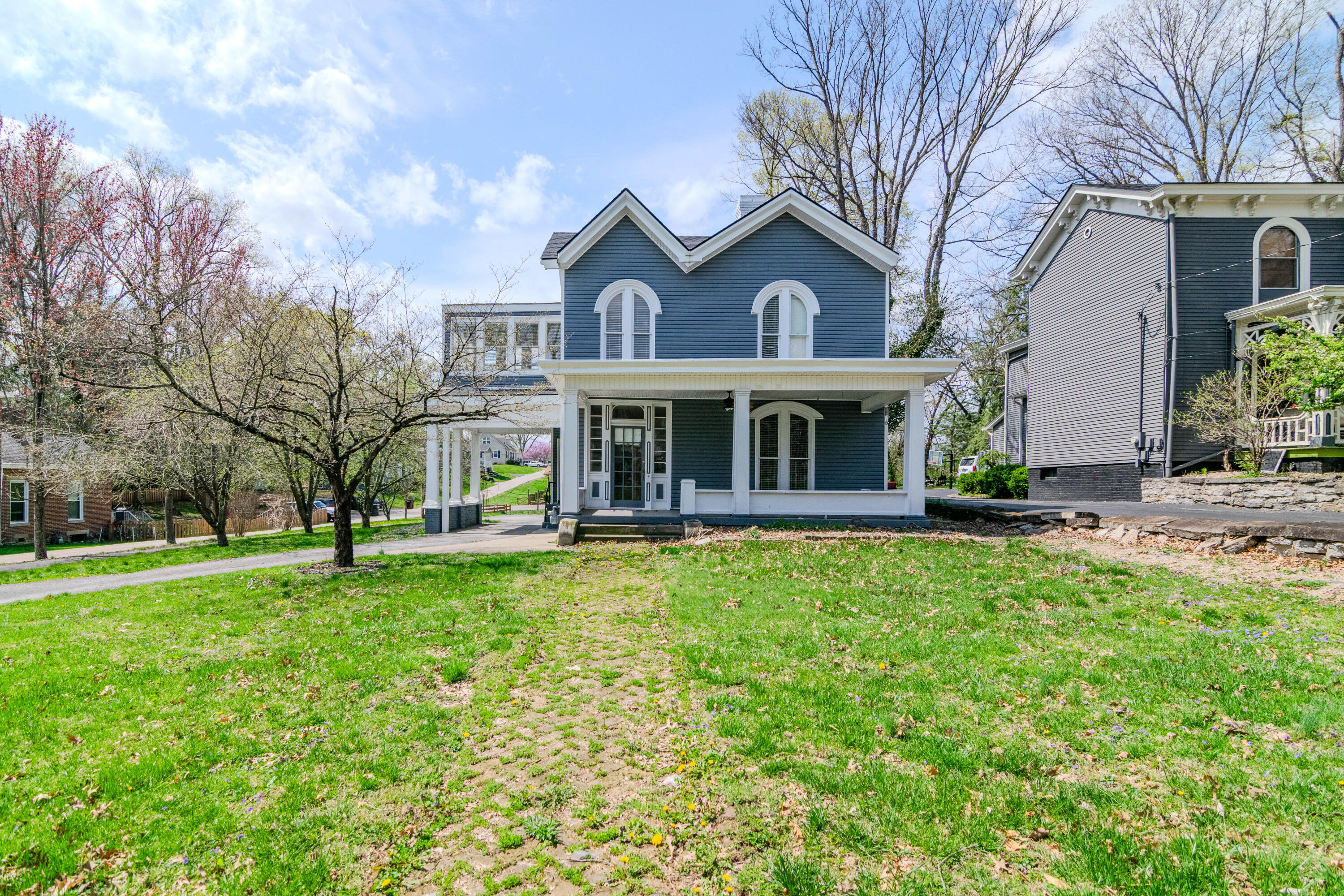 Property Photo: 314 North Maysville Street KY 40353