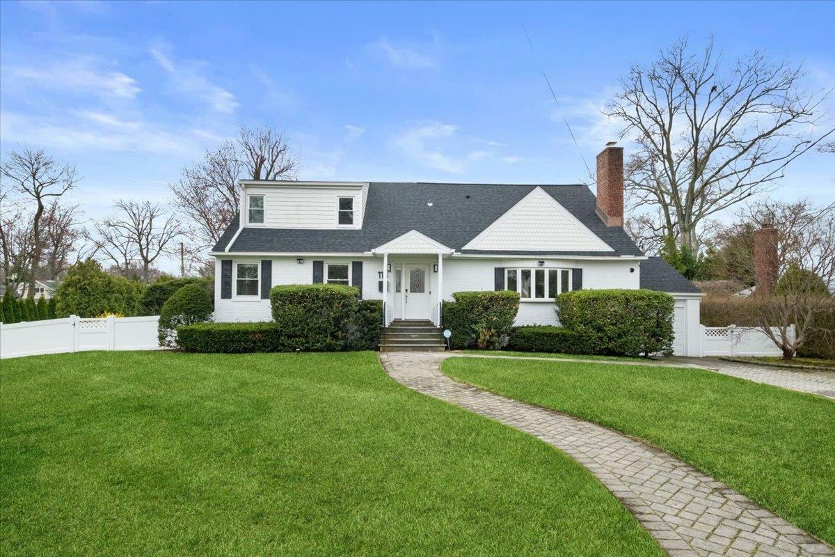 Property Photo: 118 New Wilmot Road NY 10583