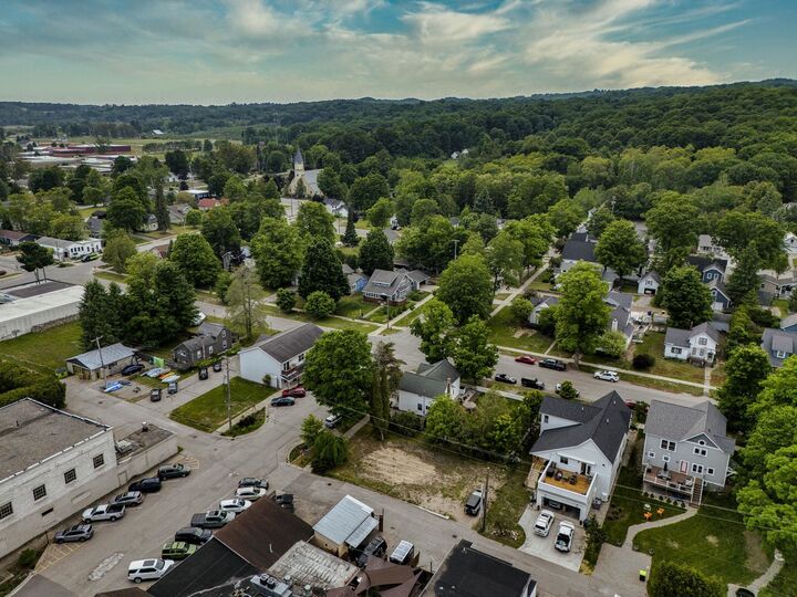 Property Photo:  112 W Madison Avenue  MI 49682 