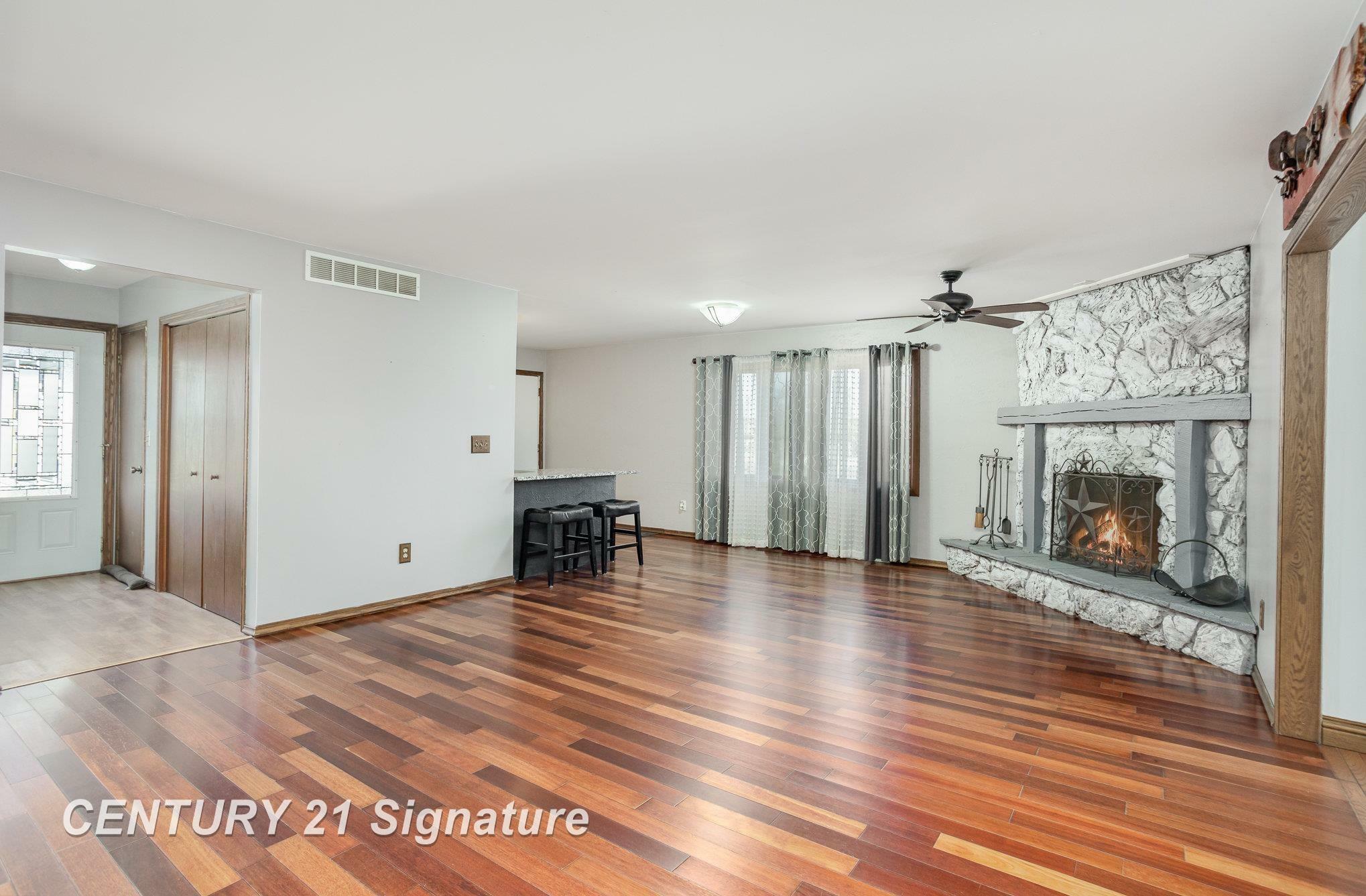 Property Photo: 9075 East Road MI 48417