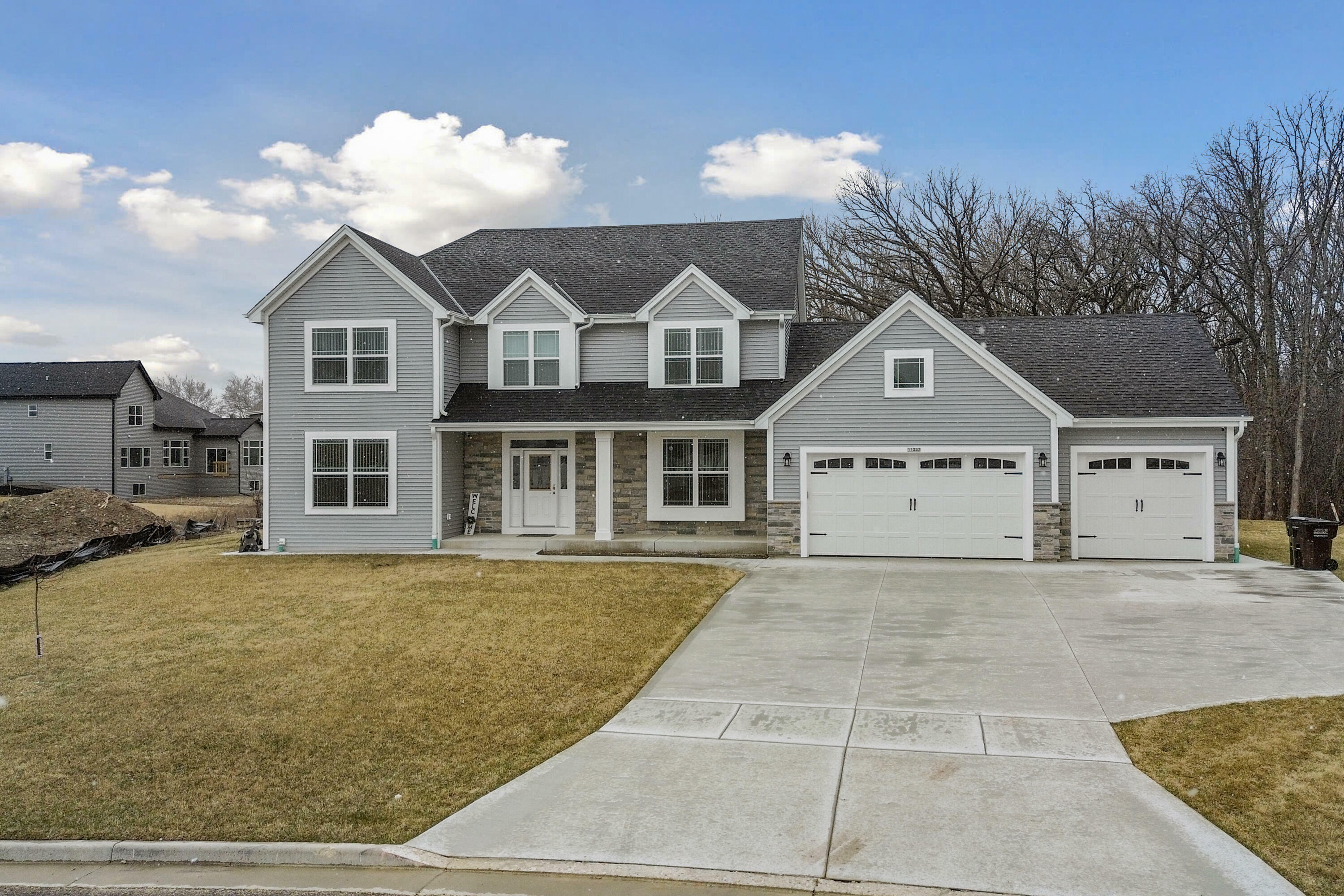Property Photo: 11333 W Meadowview Dr WI 53132