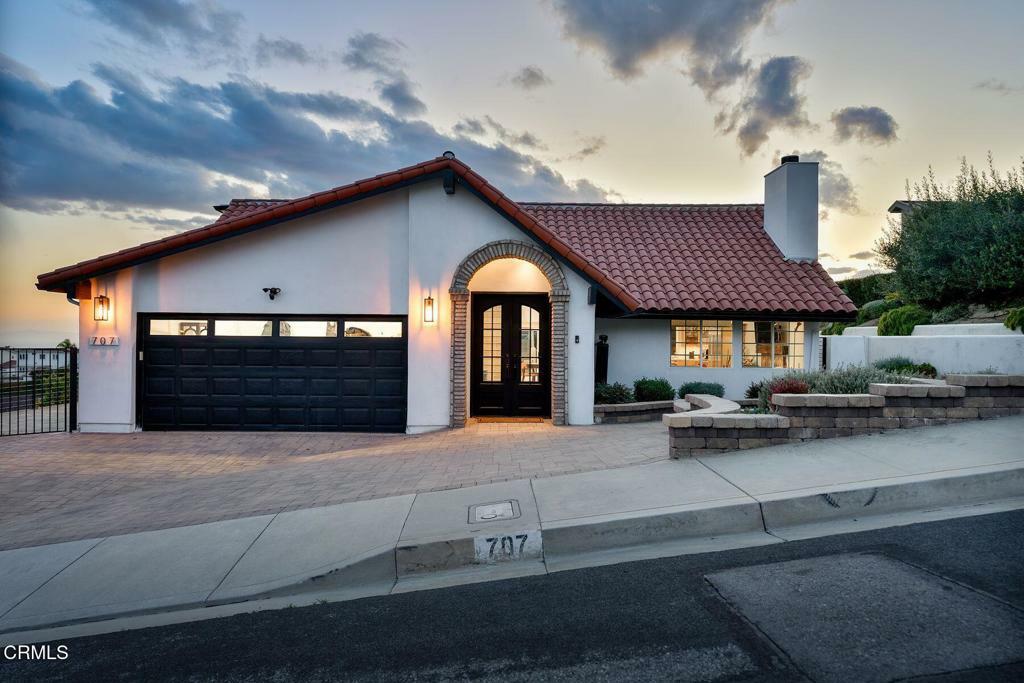 Property Photo:  707 Alverstone Avenue  CA 93003 