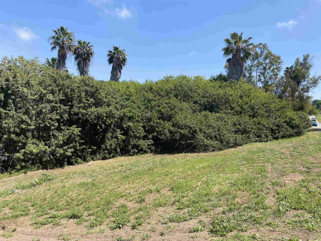 Property Photo: 554 Taylor Street CA 92084