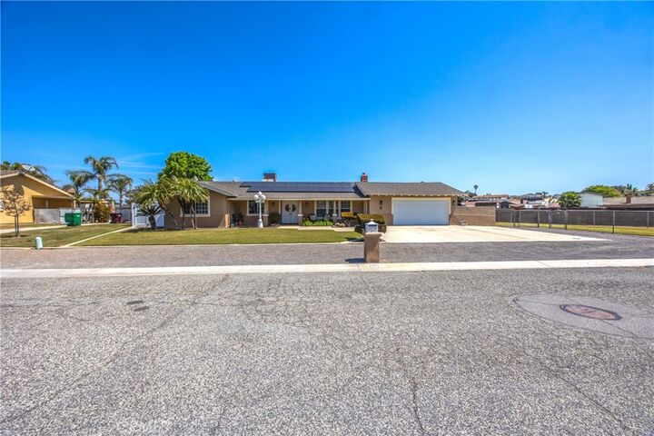 Property Photo: 2717 Vine Avenue CA 92860