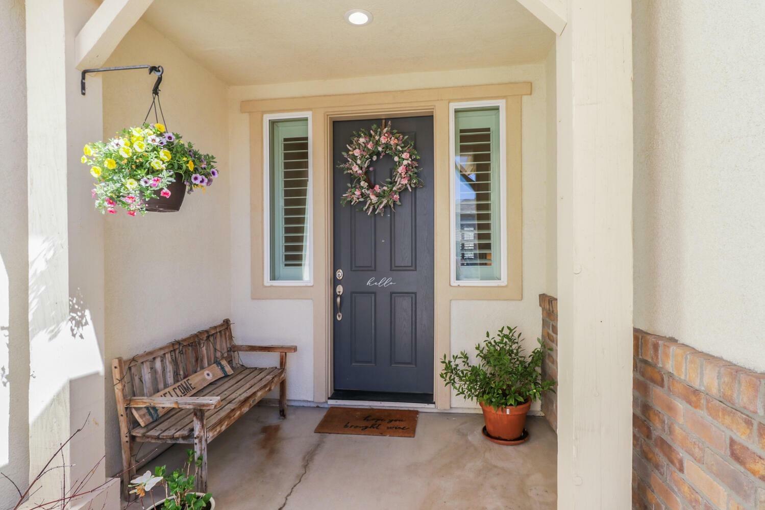 Property Photo:  707 Gentle Breeze Way  CA 95765 