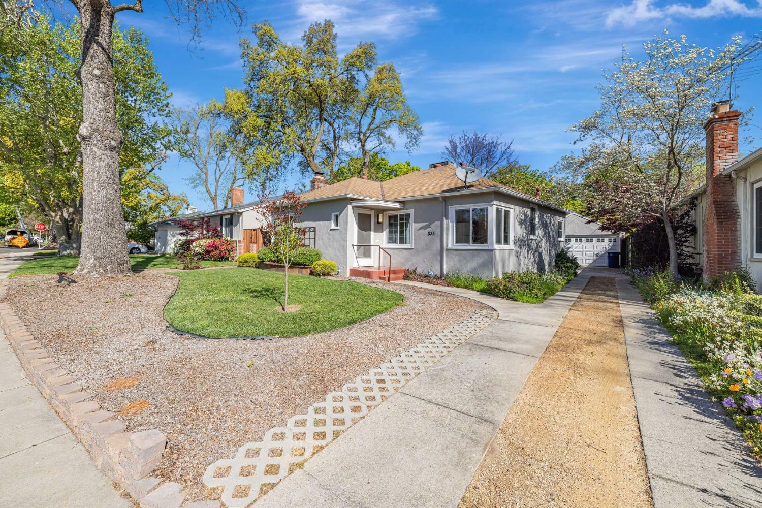 Property Photo: 833 3rd Avenue CA 95818