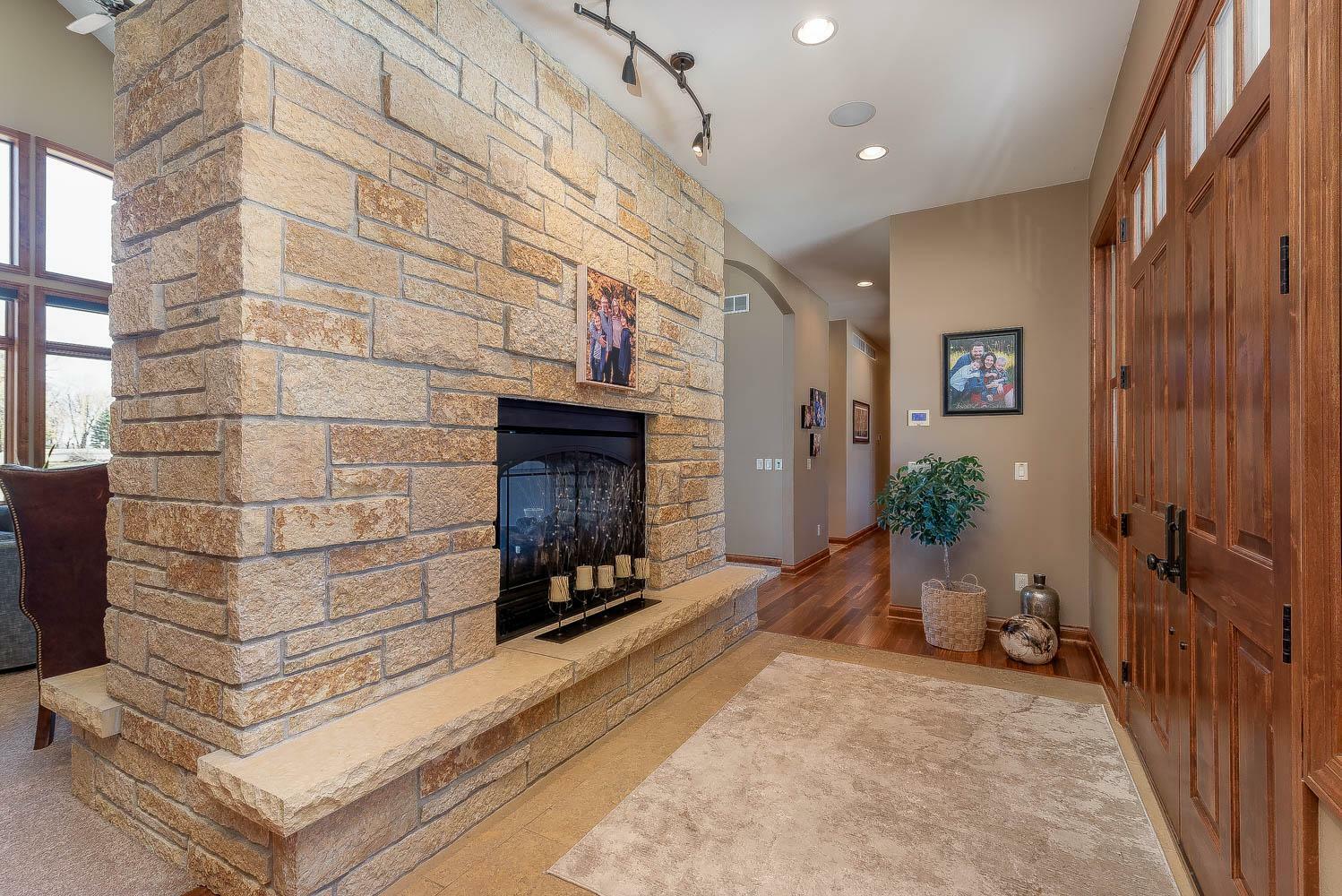 Property Photo: 190 Stony Creek Road MN 56001