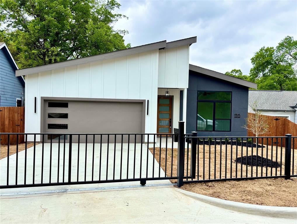 Photo de la propriété: 1315 Renner Drive TX 75216