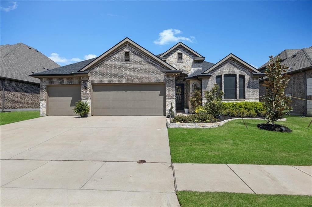 Property Photo: 817 Layla Drive TX 75087