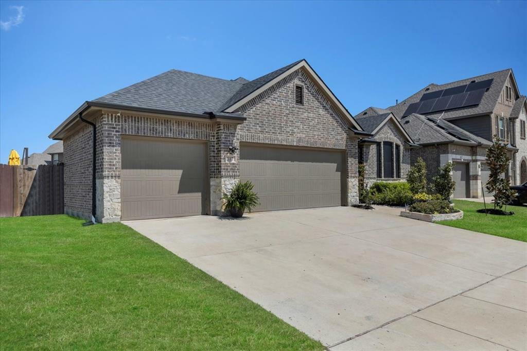 Property Photo: 817 Layla Drive TX 75087