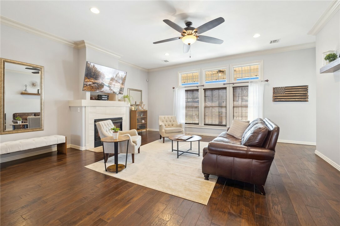 Property Photo: 705 SW Maidstone Avenue AR 72712