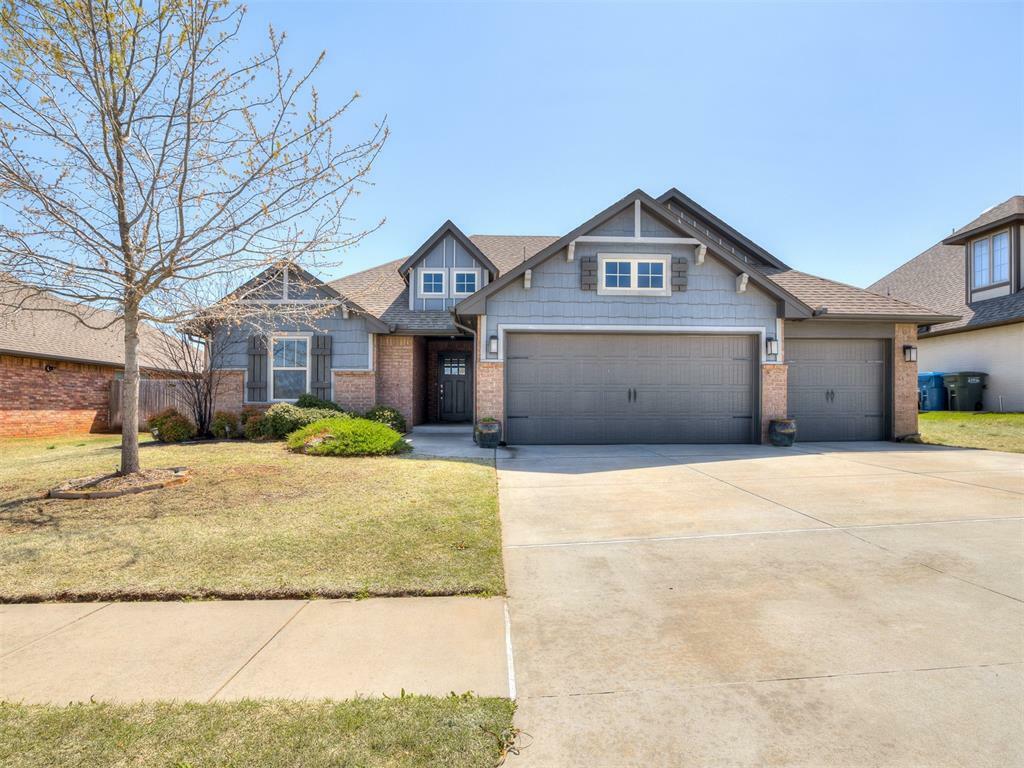Property Photo: 524 Cristo Pass OK 73025