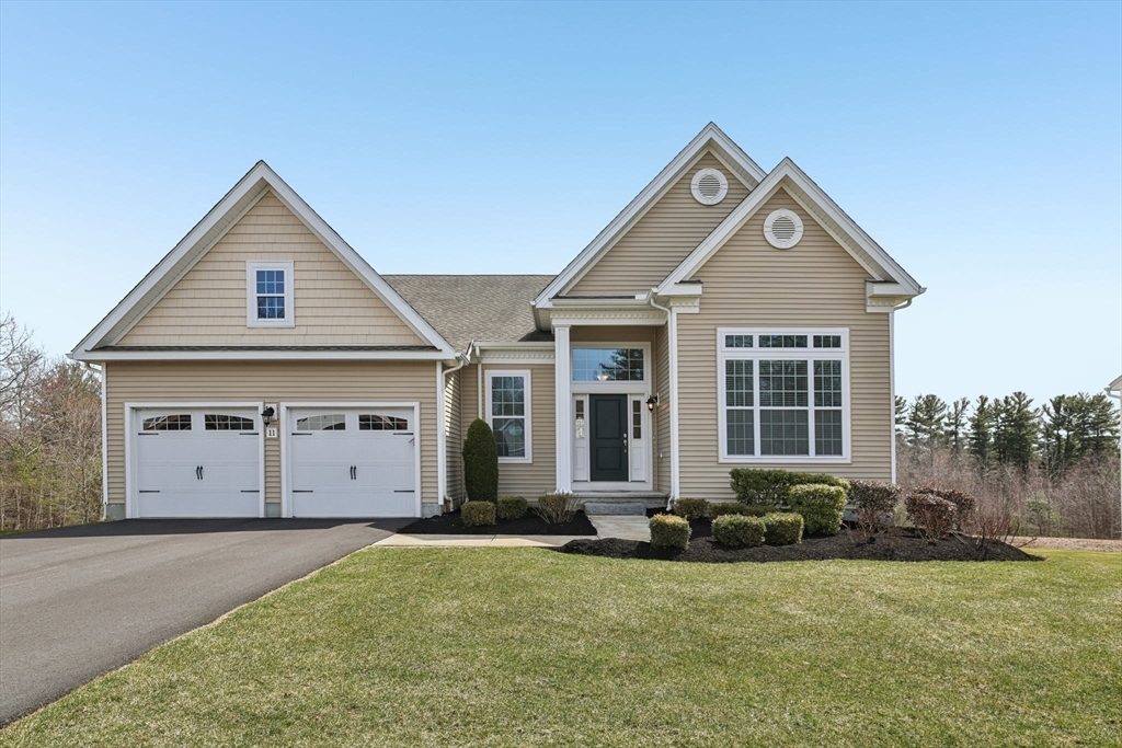 Property Photo:  11 Sierra Ct 10  MA 01844 