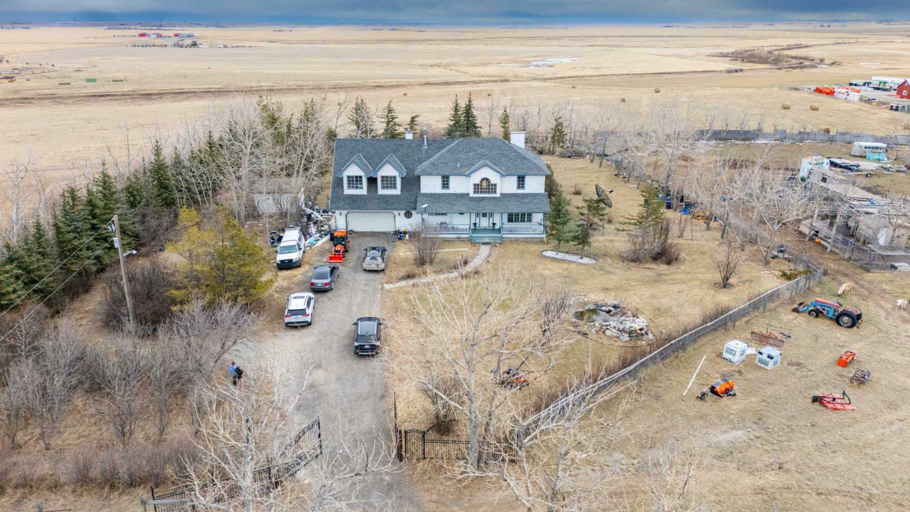 Property Photo: 252182 Range Road 280 AB T1Z 0E3