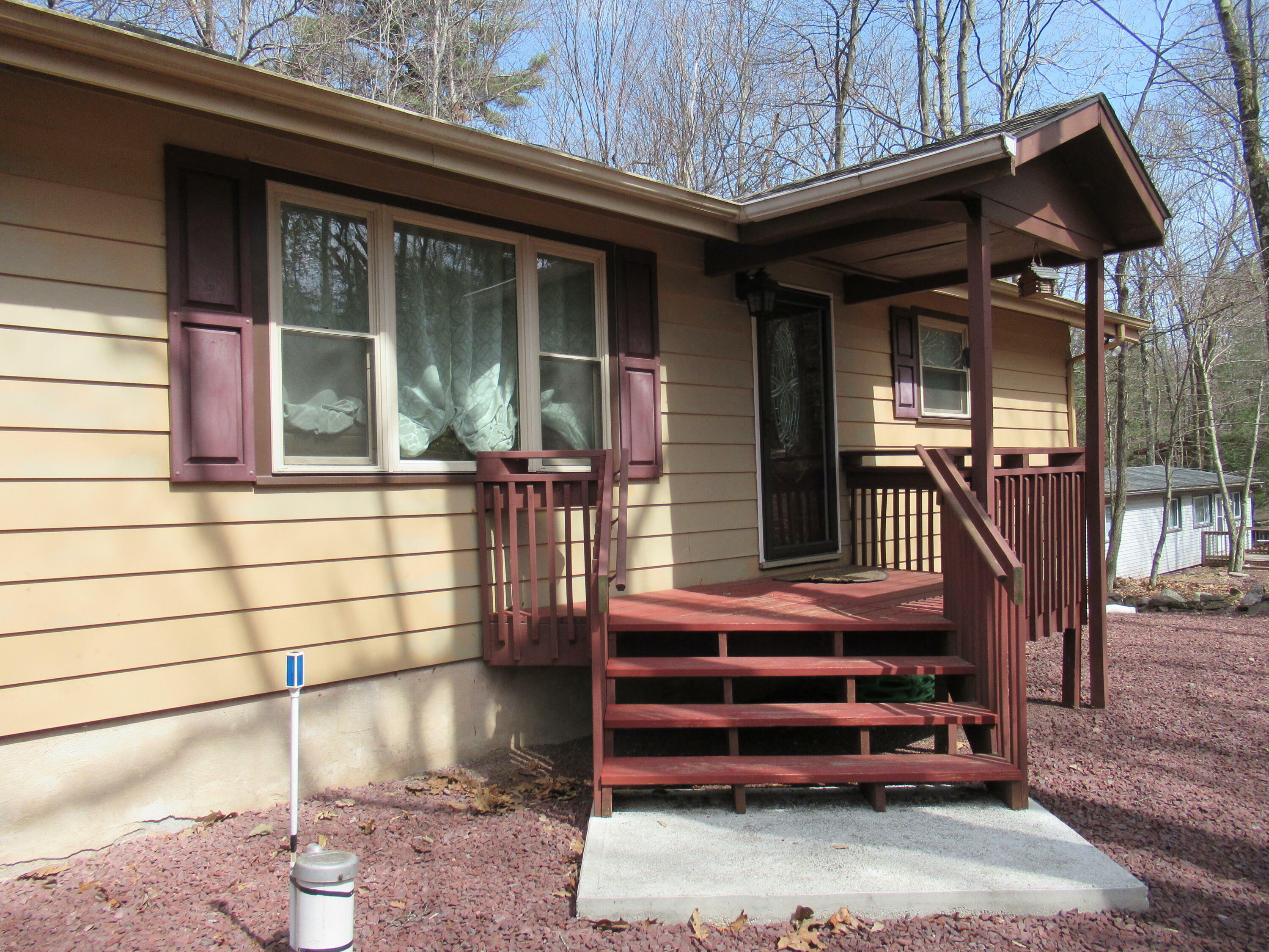 Property Photo: 22 Estates Drive PA 18624