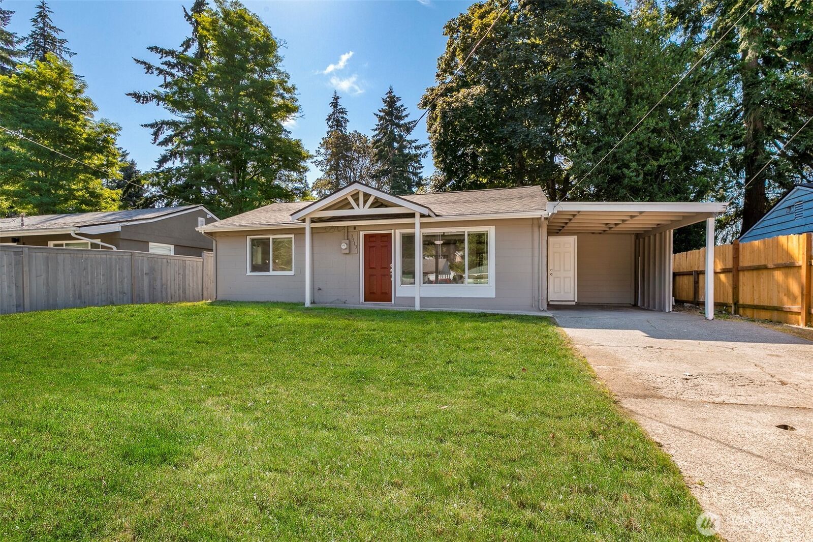Property Photo: 3513 NE 7th Place WA 98056