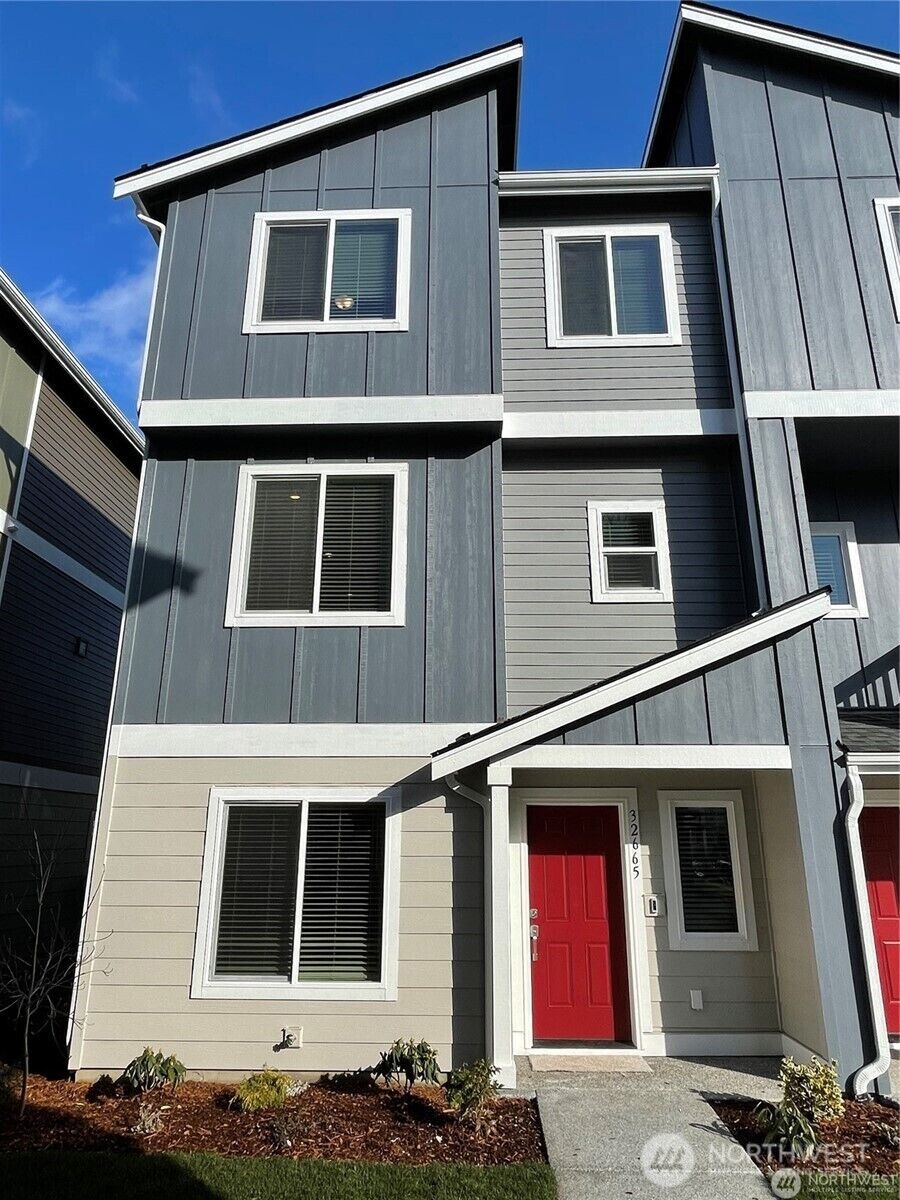 Property Photo:  32665  Park Butte Lane  WA 98010 