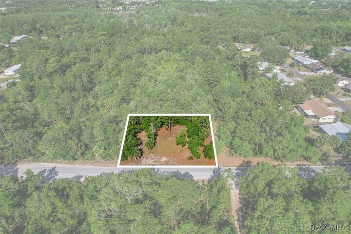 Property Photo:  410 SE 12th Avenue  FL 34429 