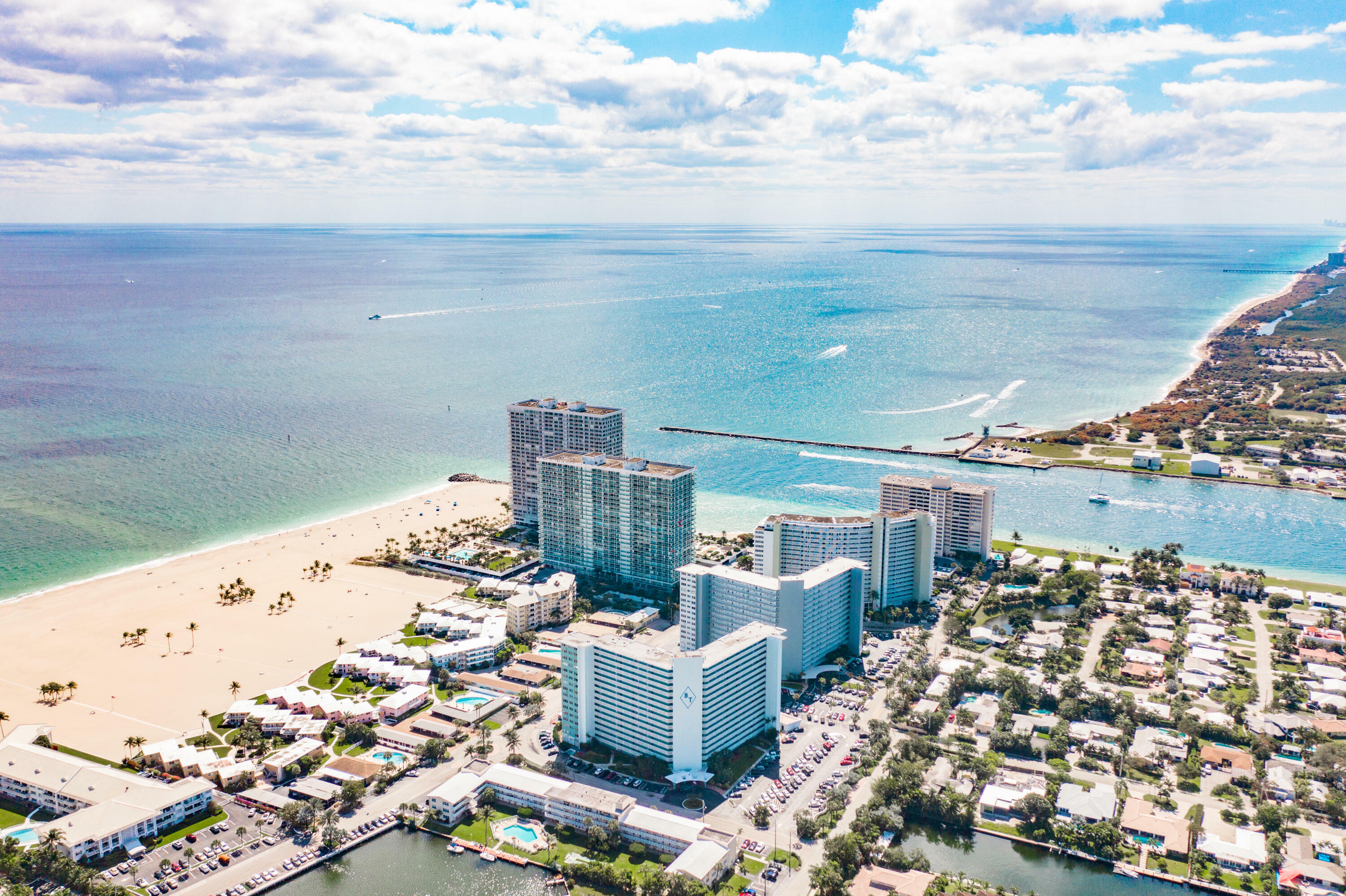 Property Photo:  1850 S Ocean Drive 318  FL 33316 