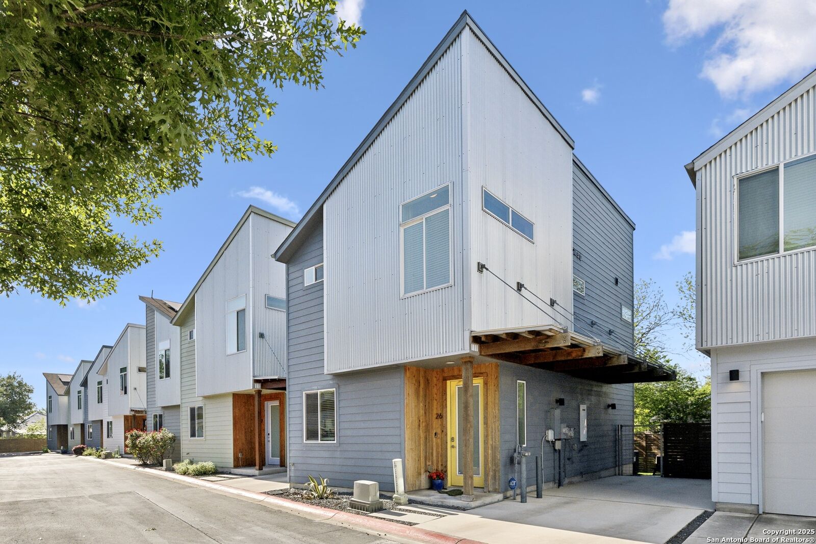 Property Photo: 330 Clay St #26 TX 78204