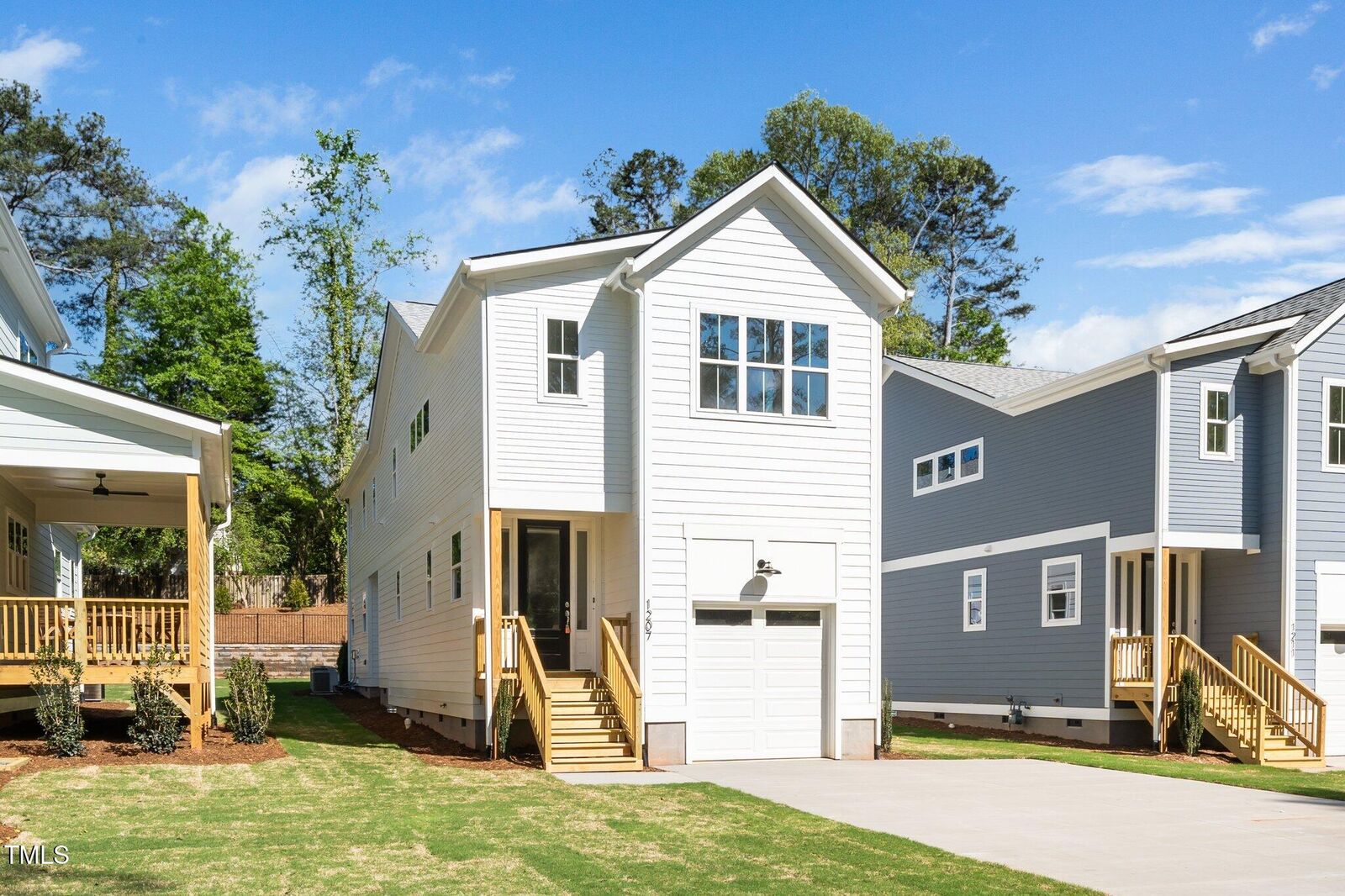 Property Photo:  1207 Chaney Road  NC 27606 