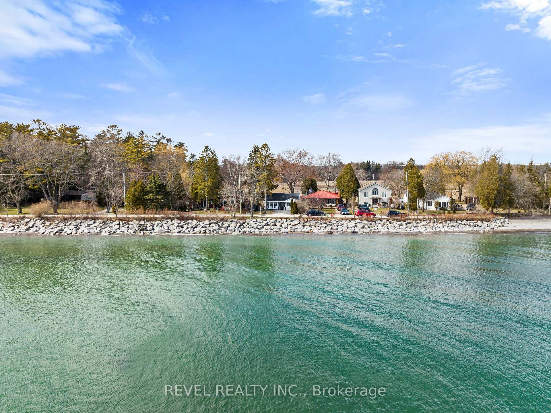 Property Photo: 456 Crystal Beach Boulevard ON L1N 9Z7