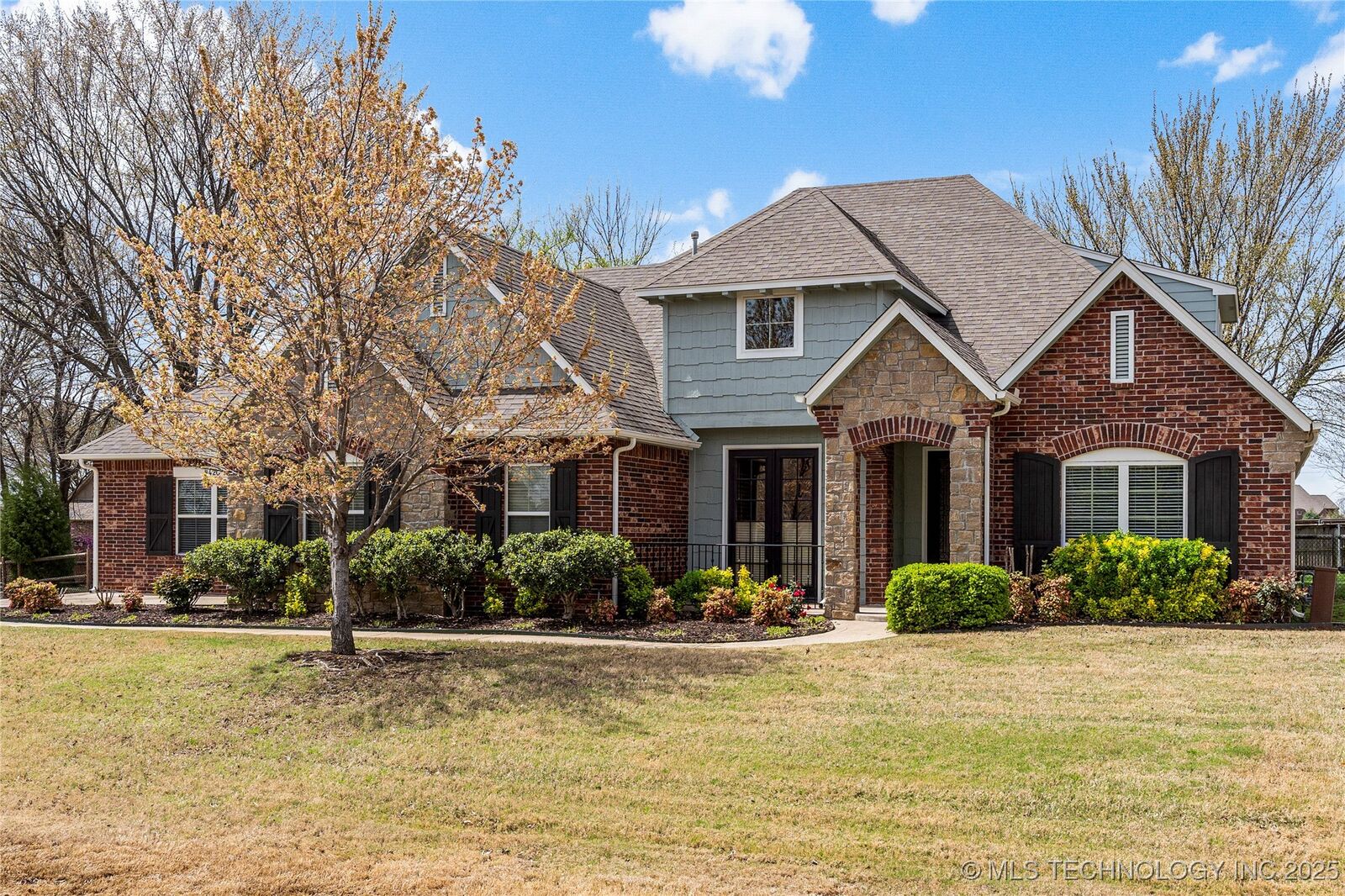 Property Photo:  8420 N 68th  OK 74055 