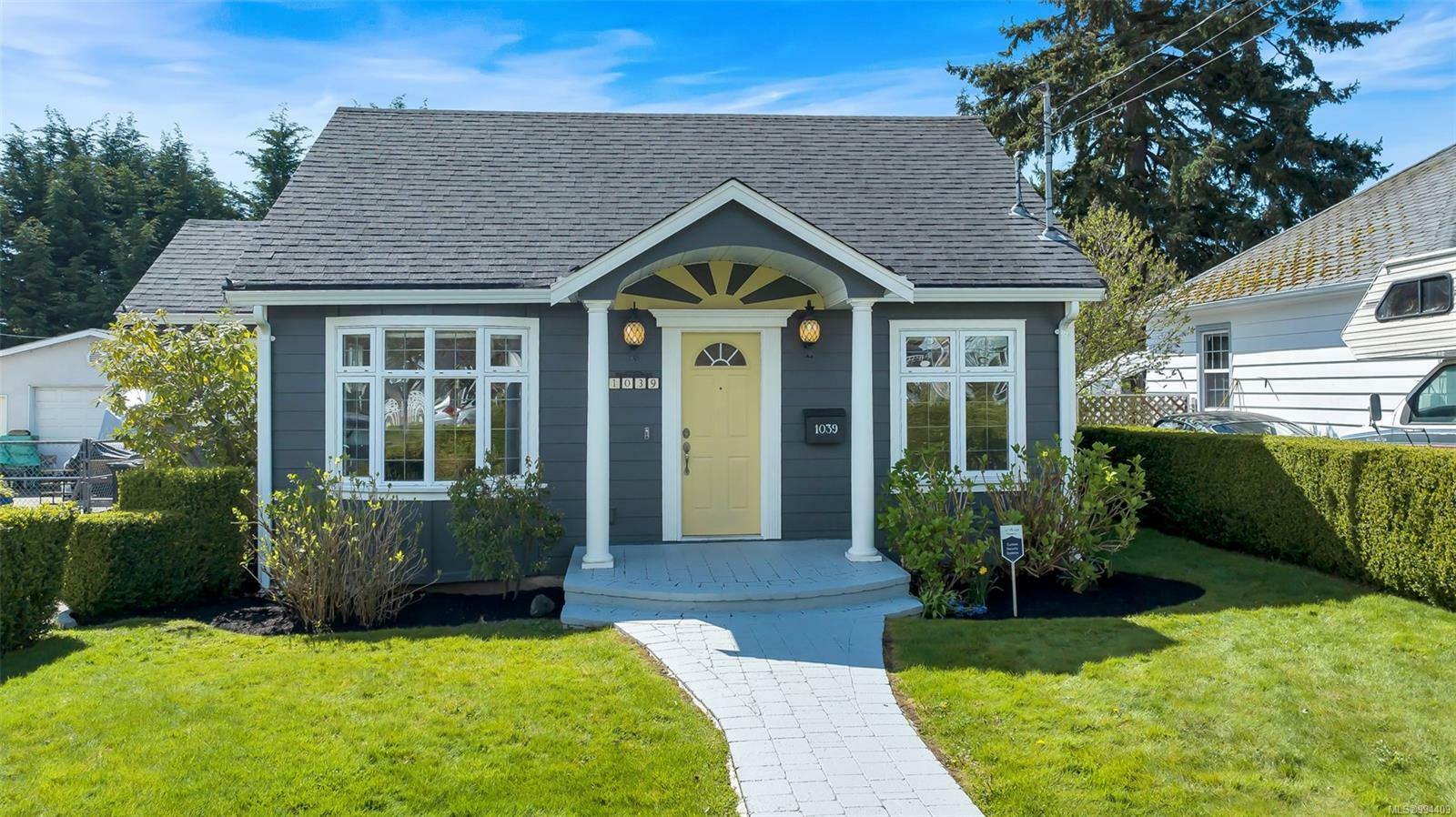 Property Photo: 1039 Dunsmuir Rd BC V9A 5C5