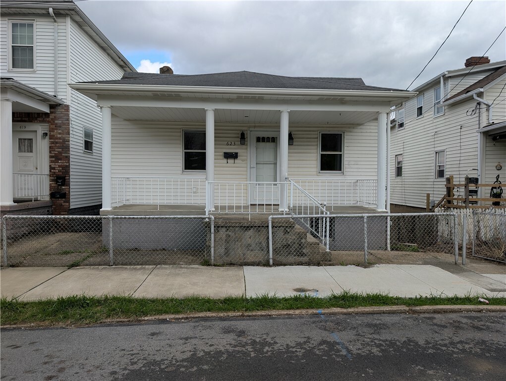 Property Photo: 623 Conrad PA 15022