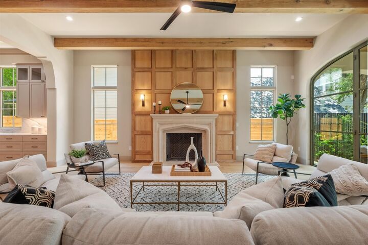 Property Photo: 2307 Quarry Road TX 78703